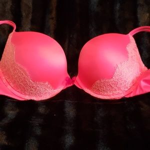 Victoria Secret Very Sexy Pink Lace Bra